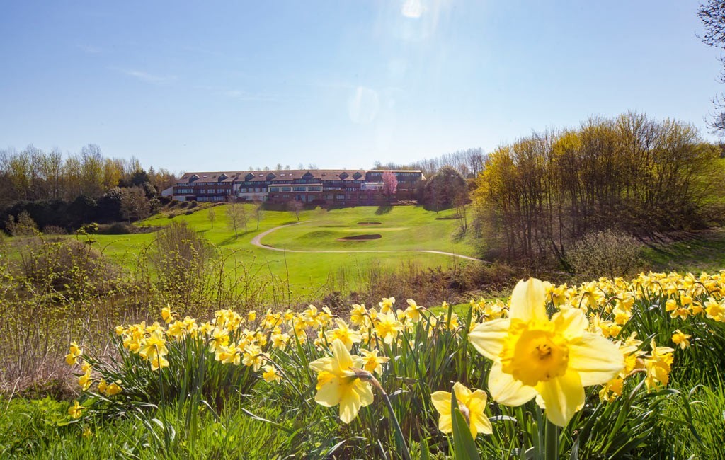 Hellidon Lakes Hotel Exterior